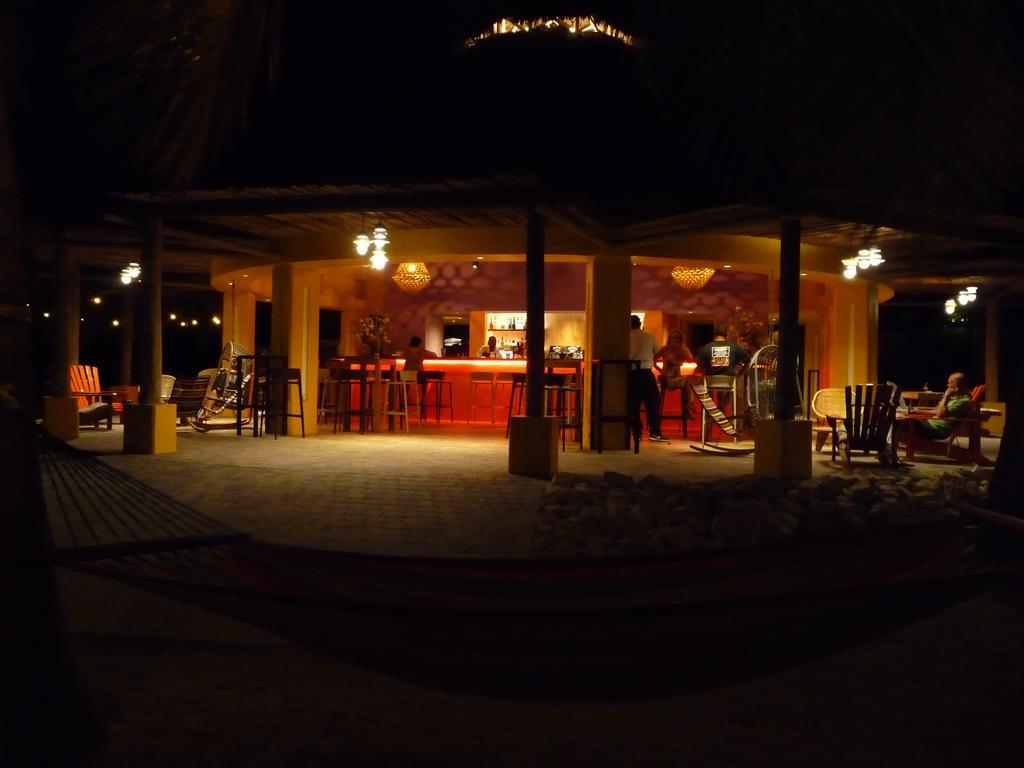 Blue Bay Beach Villa At Pool And Golfcourse Exterior foto